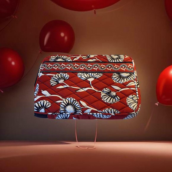 Red/white Vera Bradley Bag - Picture 3 of 7